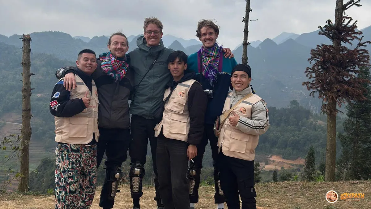 Riding experience through the Ha Giang Loop