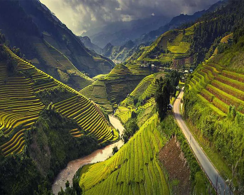 Yen Minh on the SkyPath tour route